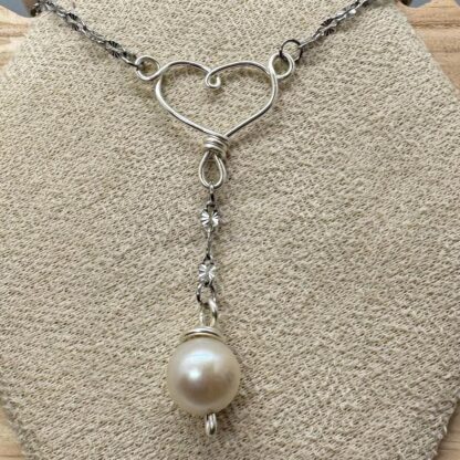 Pearl Lariat Y Necklace with heart