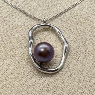 Deep Purple Edison Pearl Pendant Necklace