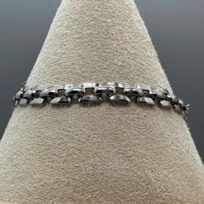 Handcrafted Chain Bracelet in Gold or Silver - Image 3