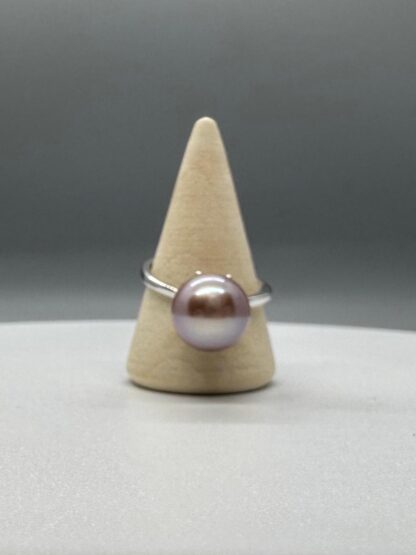 Mirror Luster Purple Edison Solitaire Pearl Ring - Image 2