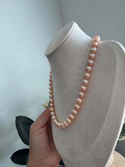 Natural 8-9mm Peach Pearl Full String Necklace 44cm Length with 18K Gold Plated S925 Sterling Silver clasp - Image 3