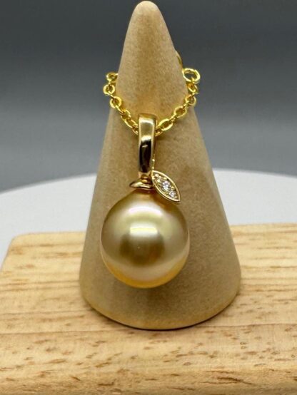 Natural South Sea Golden Pearl(10-11 x 11-12mm) S925 Fruit Pendant 50 cm + 5cm Box Chain Included - Image 2