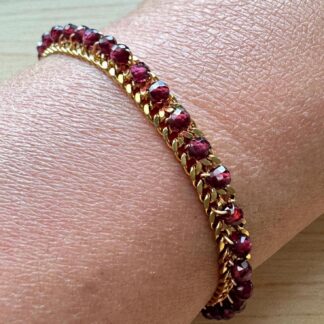 Double Cuban Chain with Garnet Gemstones (15cm to 20cm adjustable)
