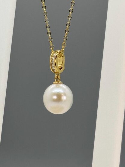 White Freshwater 11-12mm Universal Pearl Gold Pendant in Sterling Silver and Cubic Zirconia - Image 2