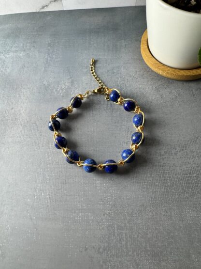 Bold Lapis Lazuli Chain Bracelet – Handmade Gold-Plated Wire Links, 8mm Gemstones - Image 3